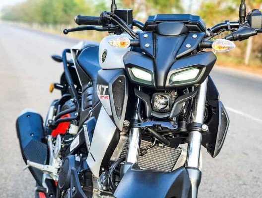 Yamaha MT 15 Feature Reviews