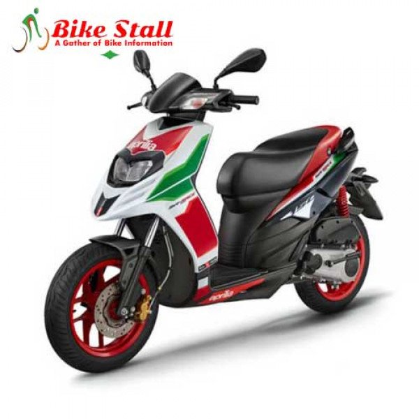 Aprilia SR 150 Race